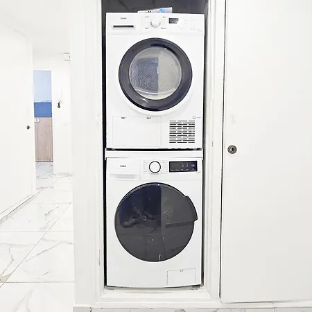 New Big Flat 8 Pers Ac Wifi