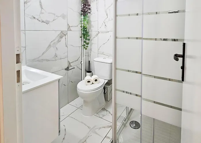 Apartment New Big Flat 8 Pers Ac Wifi *