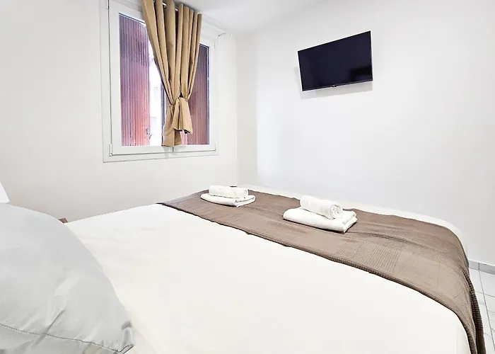 Apartment New Big Flat 8 Pers Ac Wifi