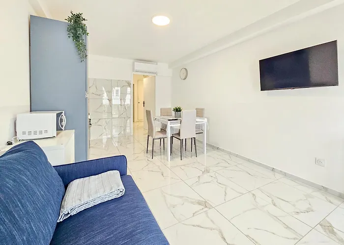 Apartment New Big Flat 8 Pers Ac Wifi *