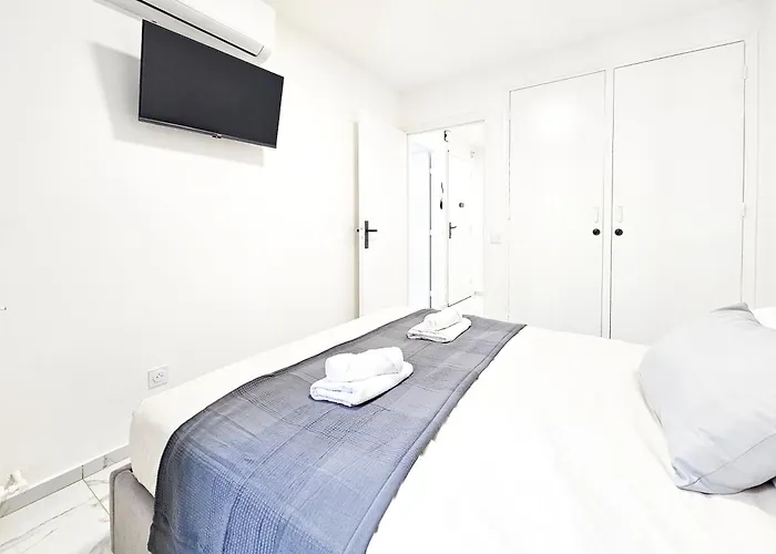 New Big Flat 8 Pers Ac Wifi Apartmán *