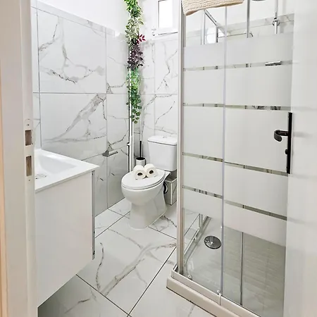 Apartment New Big Flat 8 Pers Ac Wifi *